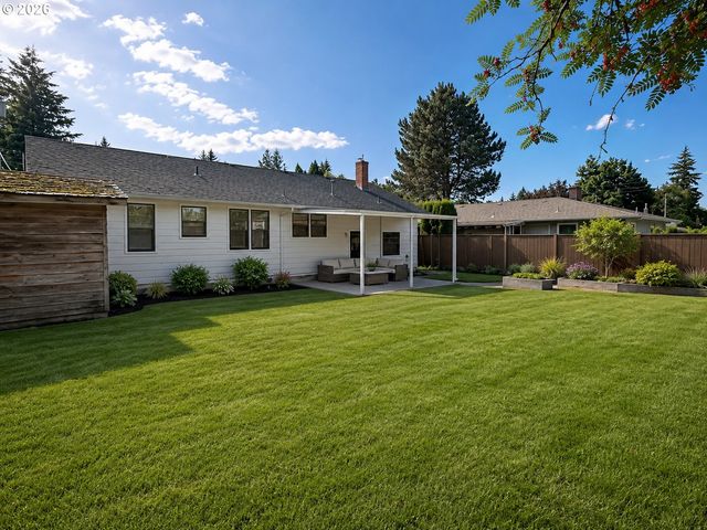 1420 Se 117TH Ave, Portland, OR 97216