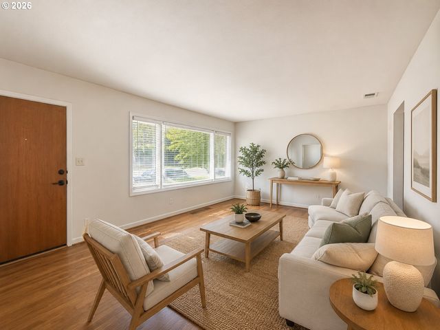1420 Se 117TH Ave, Portland, OR 97216
