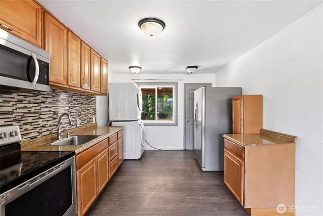 13441 10th Avenue S, Burien, WA 98168