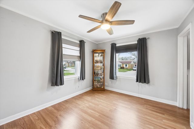 1511 Kemman Avenue, La Grange Park, IL 60526