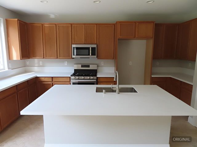 850 Devonshire Ln, Lincoln, CA 95648