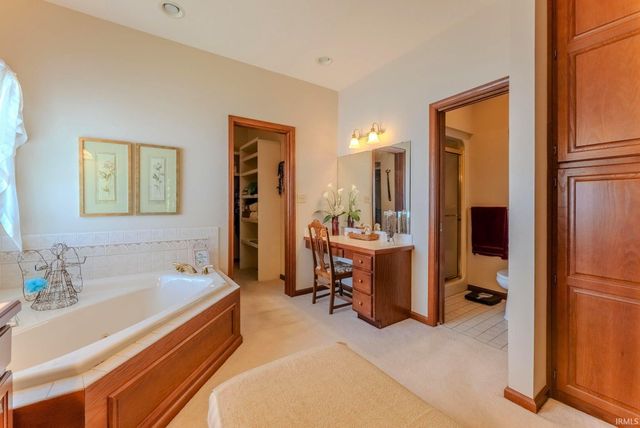 38 Studio Drive, Wabash, IN 46992