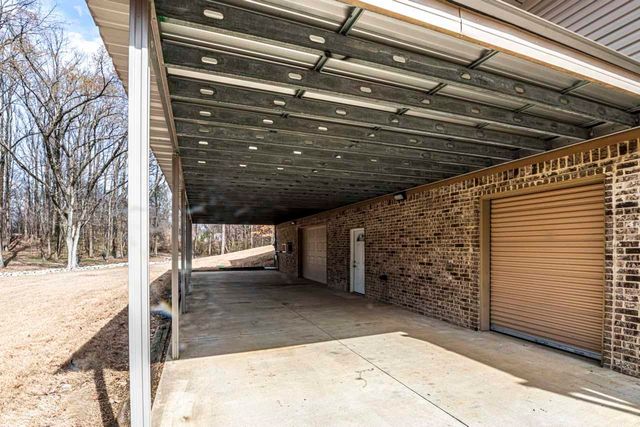 207 MEADE LAKE RD, Atoka, TN 38004