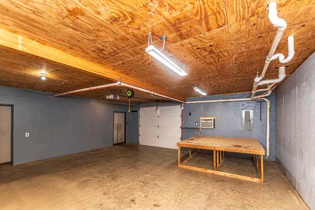 207 MEADE LAKE RD, Atoka, TN 38004