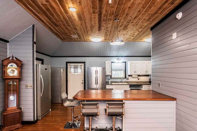 207 MEADE LAKE RD, Atoka, TN 38004