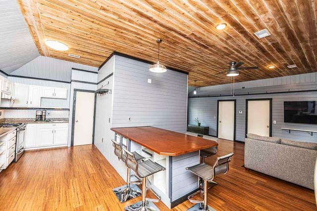 207 MEADE LAKE RD, Atoka, TN 38004