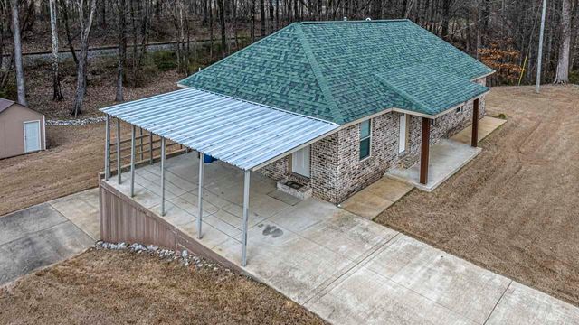 207 MEADE LAKE RD, Atoka, TN 38004