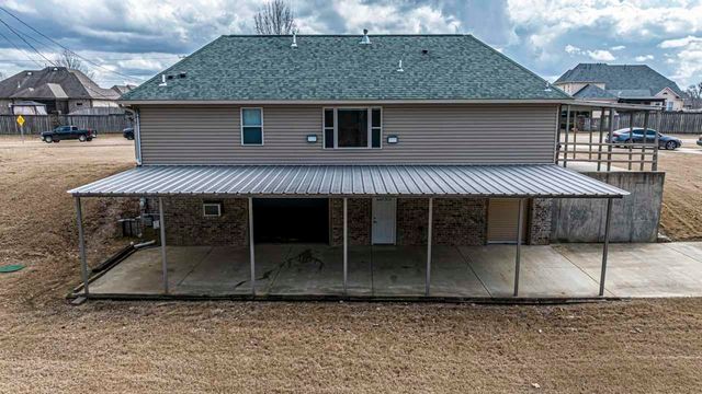 207 MEADE LAKE RD, Atoka, TN 38004