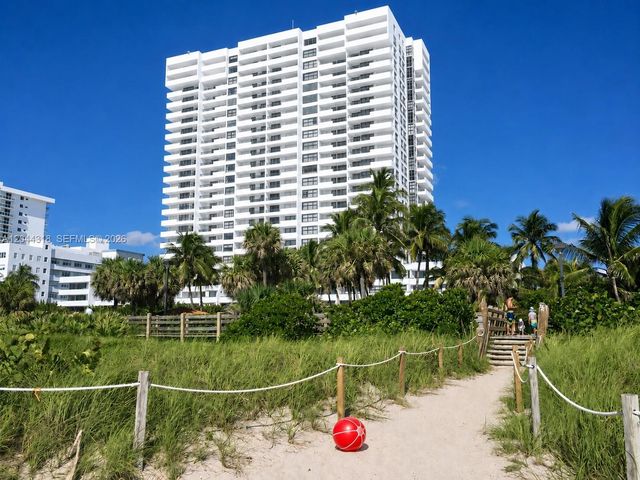 2555 Collins Ave 2006, Miami Beach, FL 33140