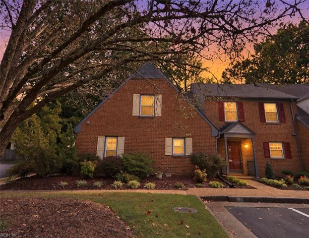 112 Wellesley DR, Newport News, VA 23606