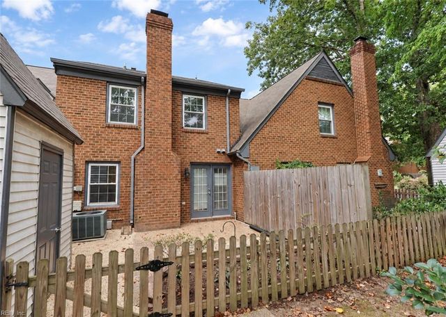 112 Wellesley DR, Newport News, VA 23606