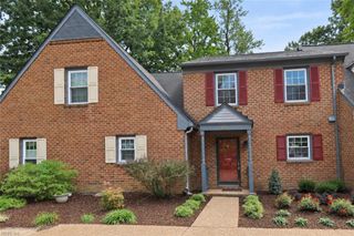112 Wellesley DR, Newport News, VA 23606