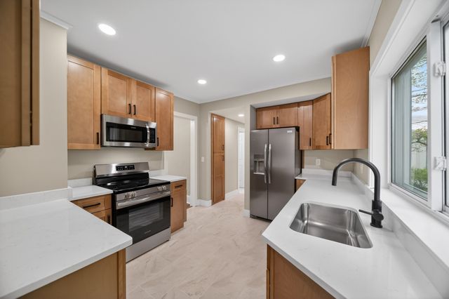 9932 SAMPSON Avenue, Lake City Boro, PA 16423