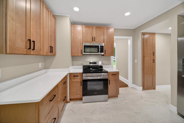 9932 SAMPSON Avenue, Lake City Boro, PA 16423