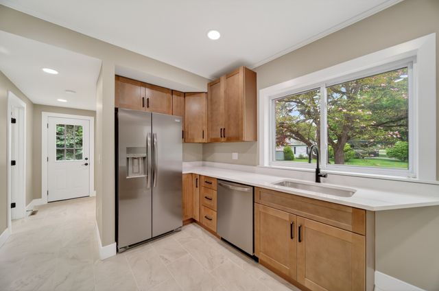 9932 SAMPSON Avenue, Lake City Boro, PA 16423