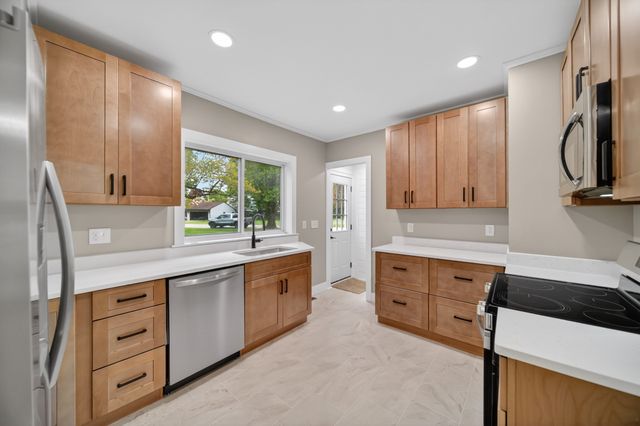 9932 SAMPSON Avenue, Lake City Boro, PA 16423