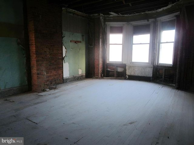 1824 W ONTARIO ST, Philadelphia, PA 19140