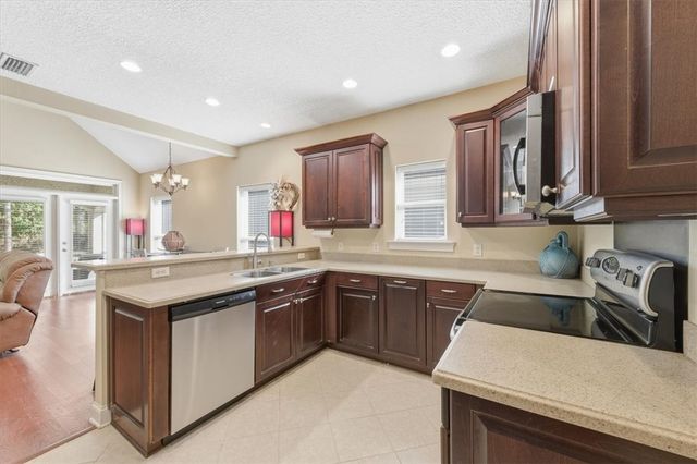 126 Fox Run Drive, Brunswick, GA 31525