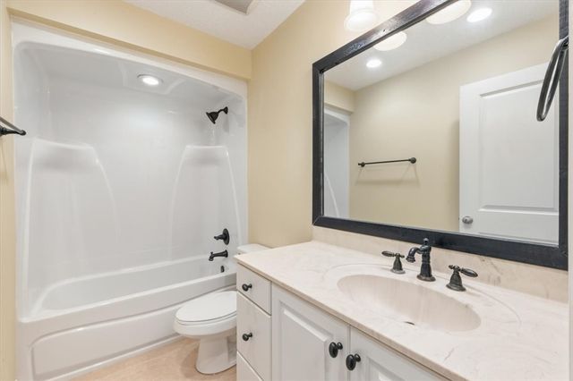 126 Fox Run Drive, Brunswick, GA 31525