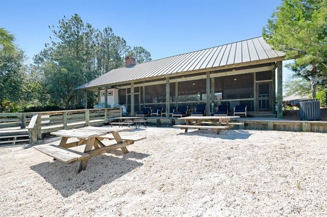 126 Fox Run Drive, Brunswick, GA 31525