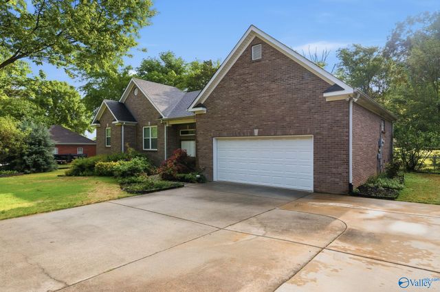 3326 Valley Forge Road, Decatur, AL 35603