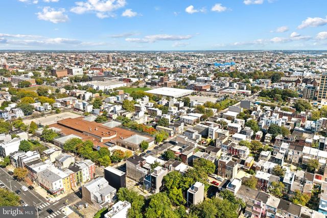 2053 N ORKNEY ST, Philadelphia, PA 19122