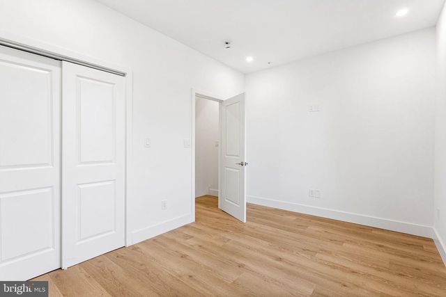 2053 N ORKNEY ST, Philadelphia, PA 19122