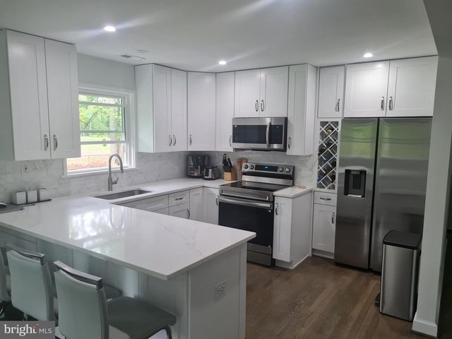 7312 GENE ST, Alexandria, VA 22315