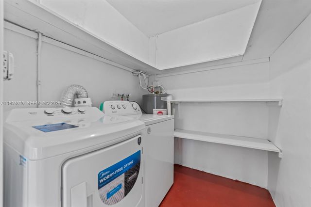 72 NW 162nd St 72, Miami, FL 33169