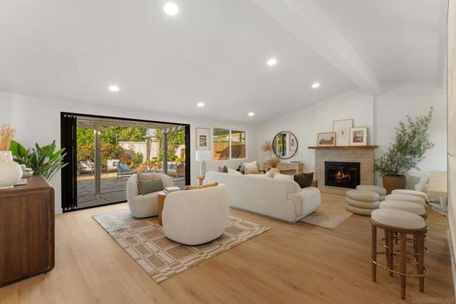 9258 Rebecca, San Diego, CA 92123