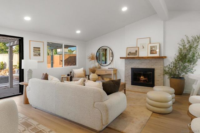 9258 Rebecca, San Diego, CA 92123