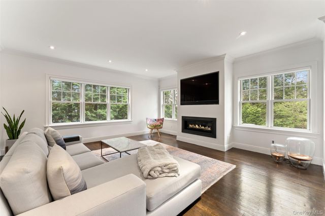 20 Brookline Road, Scarsdale, NY 10583