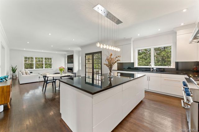 20 Brookline Road, Scarsdale, NY 10583