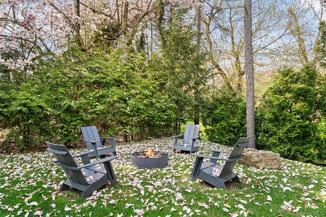 20 Brookline Road, Scarsdale, NY 10583