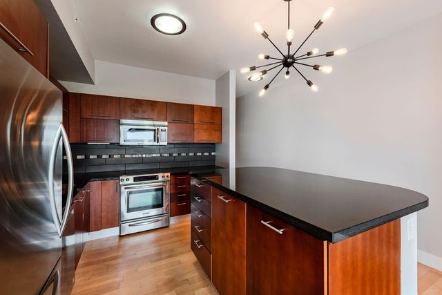 603 Davis ST 1201, Austin, TX 78701