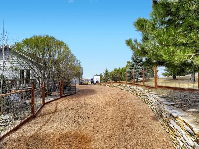 2560 Gold Creek Dr, Elizabeth, CO 80107