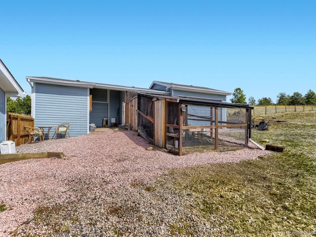 2560 Gold Creek Dr, Elizabeth, CO 80107