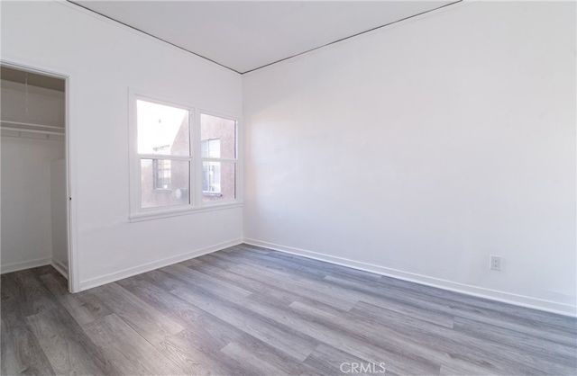 4237 8th Avenue, Los Angeles, CA 90008