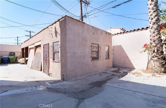 4237 8th Avenue, Los Angeles, CA 90008