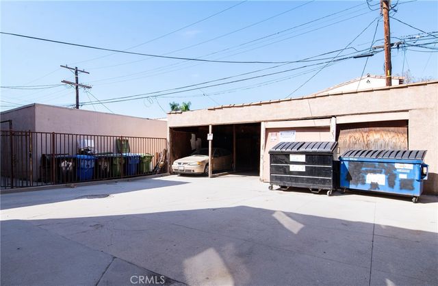 4237 8th Avenue, Los Angeles, CA 90008