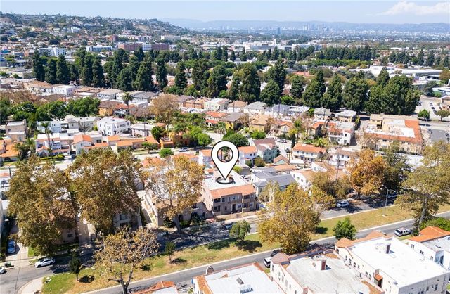 4237 8th Avenue, Los Angeles, CA 90008
