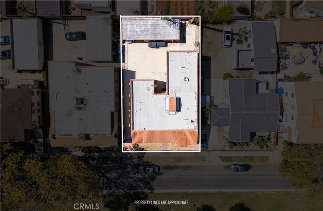 4237 8th Avenue, Los Angeles, CA 90008
