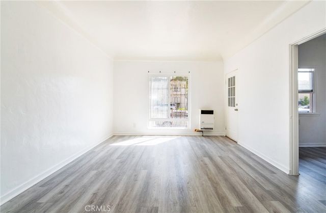 4237 8th Avenue, Los Angeles, CA 90008