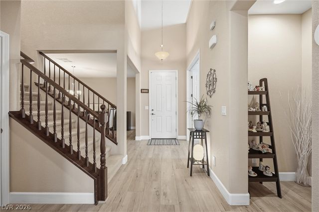 1633 Luna Vista Place, North Las Vegas, NV 89084
