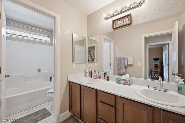 1633 Luna Vista Place, North Las Vegas, NV 89084