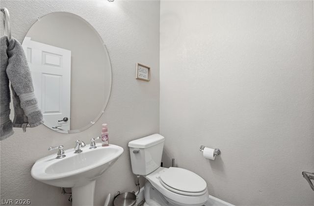 1633 Luna Vista Place, North Las Vegas, NV 89084