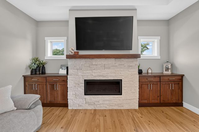 6788 Larkspur Parkway NW, Rochester, MN 55901