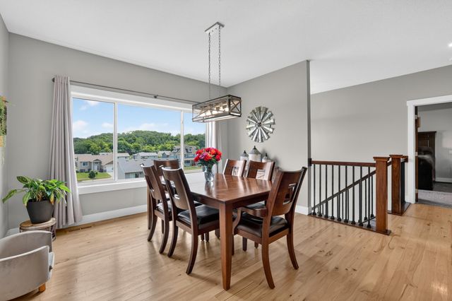 6788 Larkspur Parkway NW, Rochester, MN 55901