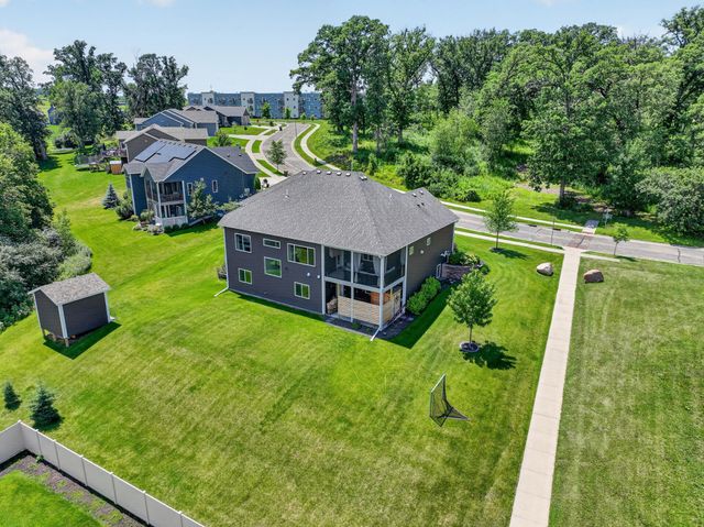 6788 Larkspur Parkway NW, Rochester, MN 55901
