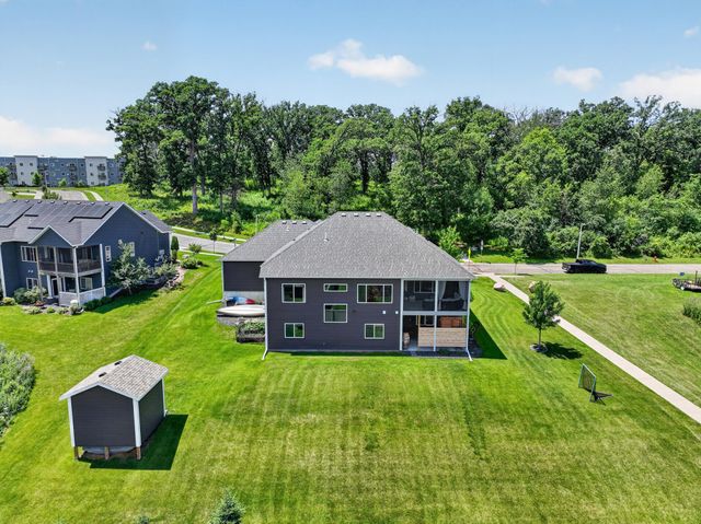 6788 Larkspur Parkway NW, Rochester, MN 55901